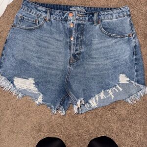 wild fable Medium Wash Distressed High-Rise Jean Shorts